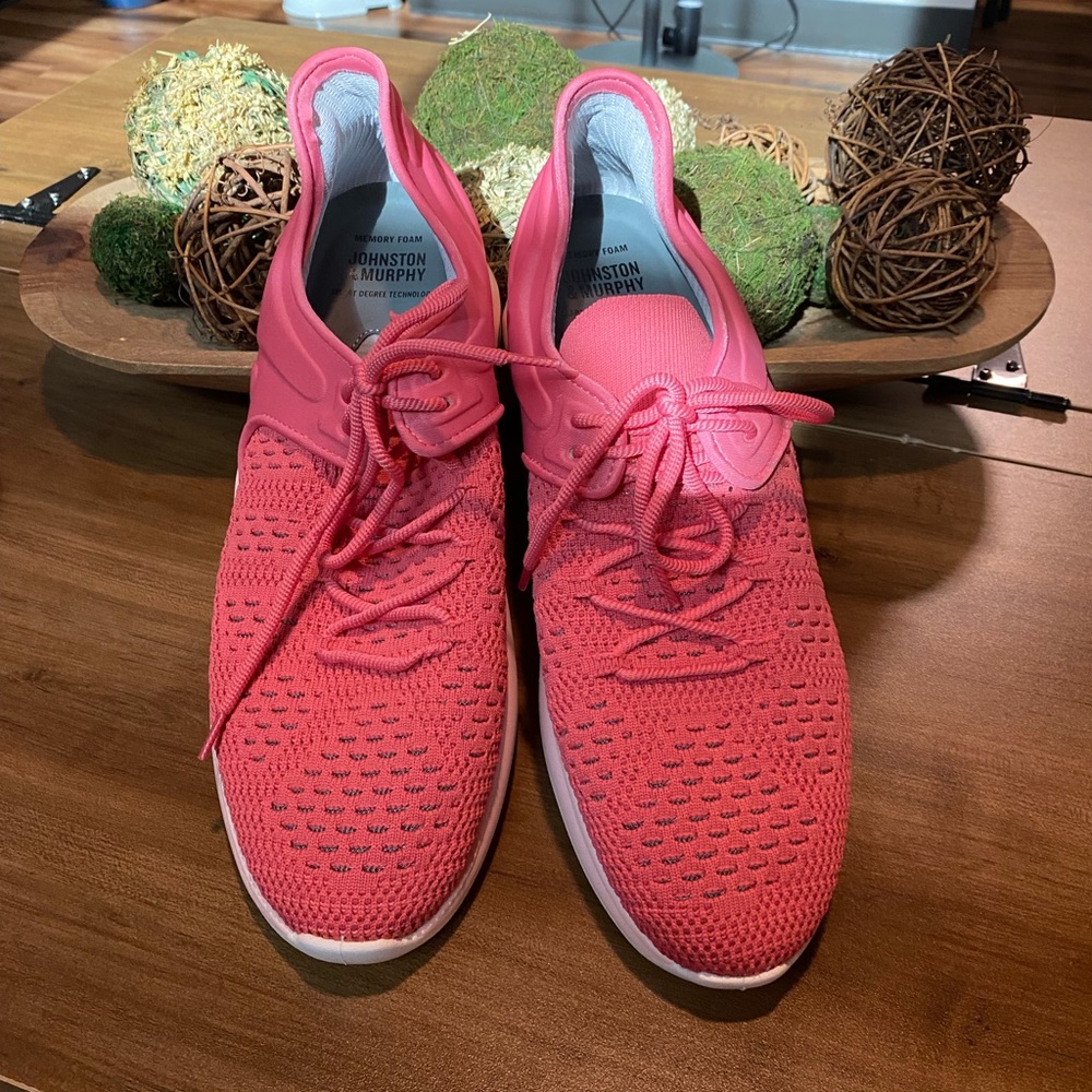 Johnston & Murphy ladies sneakers